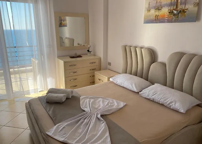 Apartment With Huge Sea View Balcony