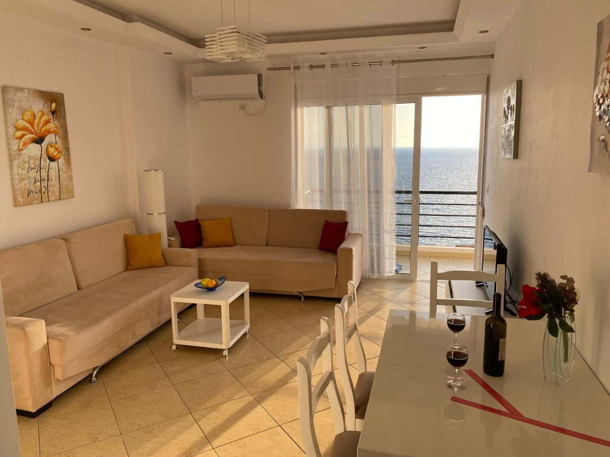 Apartment With Huge Sea View Balcony *